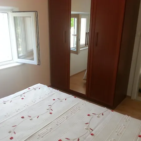 Chic With Sea View In - 48 Sqm Appartement Dubrovnik